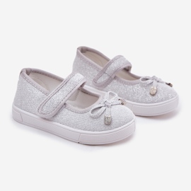 Ballerines pour enfants avec un arc en argent 1