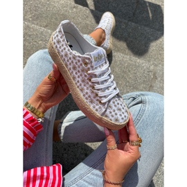Patoué des baskets pour femmes sur la plate-forme avec Lee Cooper LCW-25-08-3648L blanc et or 1
