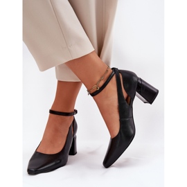 Pompes en cuir sur le post Maciejka K6816-01 noir le noir 3