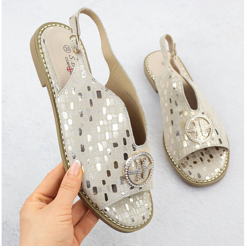 S.Barski Sandales en cuir des femmes Złote S. Barski KV51-094 d'or 1