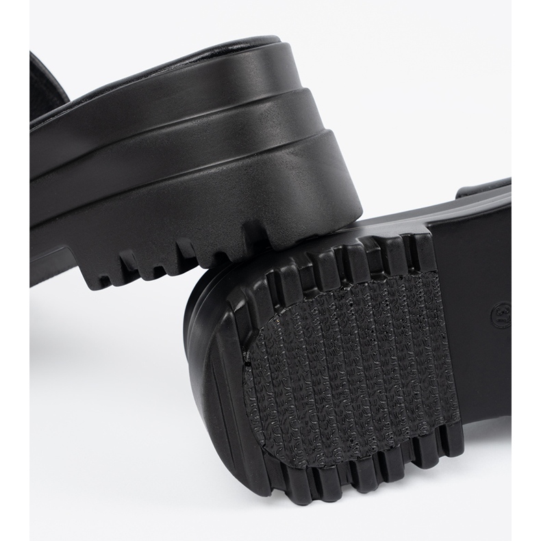 Seastar Chaussons compensés noirs 1