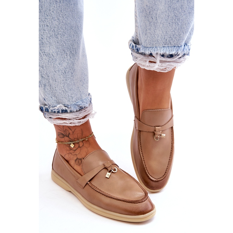 Mocassins femme en cuir beige 4