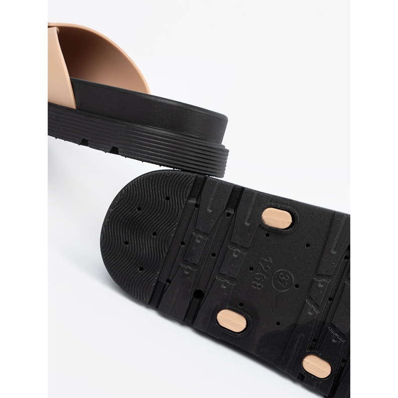 Seastar Les tongs des femmes beige avec une boucle dorée 2 Seastar Les tongs des femmes beige avec une boucle dorée 2