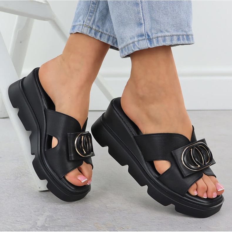 Slippers pour femmes sur les quartiers Black Vinceza 58464 noir 1