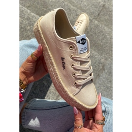Sneakers pour femmes avec Lee Cooper LCW-25-44-3215 tresse beige 1