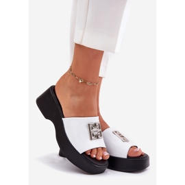 Les tongs en cuir des femmes avec un Vinceza 79526 blanc blanche 1