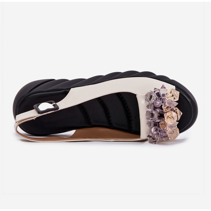 Sandales en cuir pour femmes avec artiker 54C1627 cristaux beige 2 Sandales en cuir pour femmes avec artiker 54C1627 cristaux beige 2