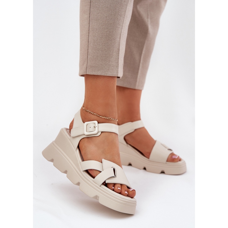 Sandales en cuir pour femmes pour l'ancien artiker 54C1624 beige 2