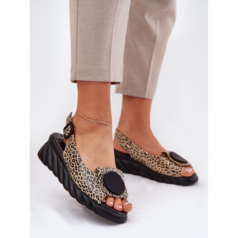 ARTIKER Sandales en cuir naturel pour un wedge artker 56c2186 imprimé léopard beige 2 ARTIKER Sandales en cuir naturel pour un wedge artker 56c2186 imprimé léopard beige 2