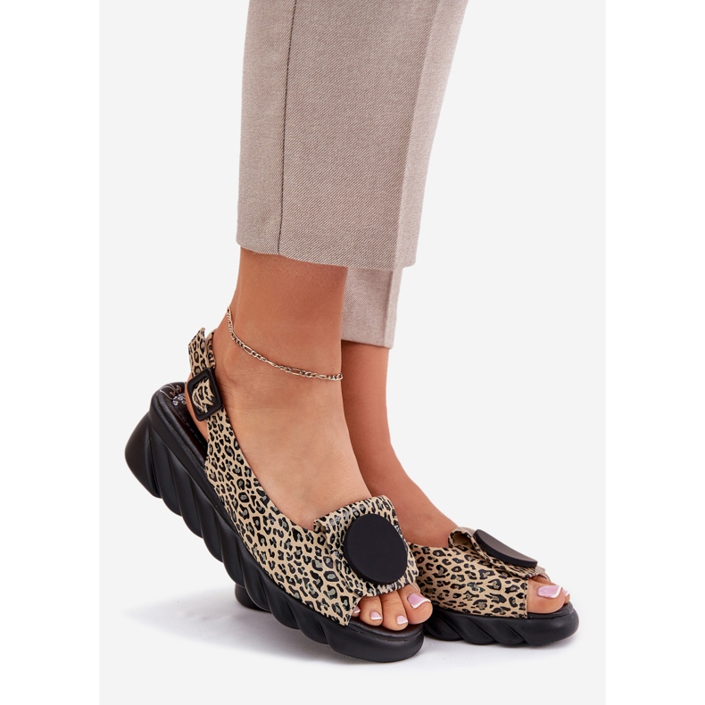 ARTIKER Sandales en cuir naturel pour un wedge artker 56c2186 imprimé léopard beige 1