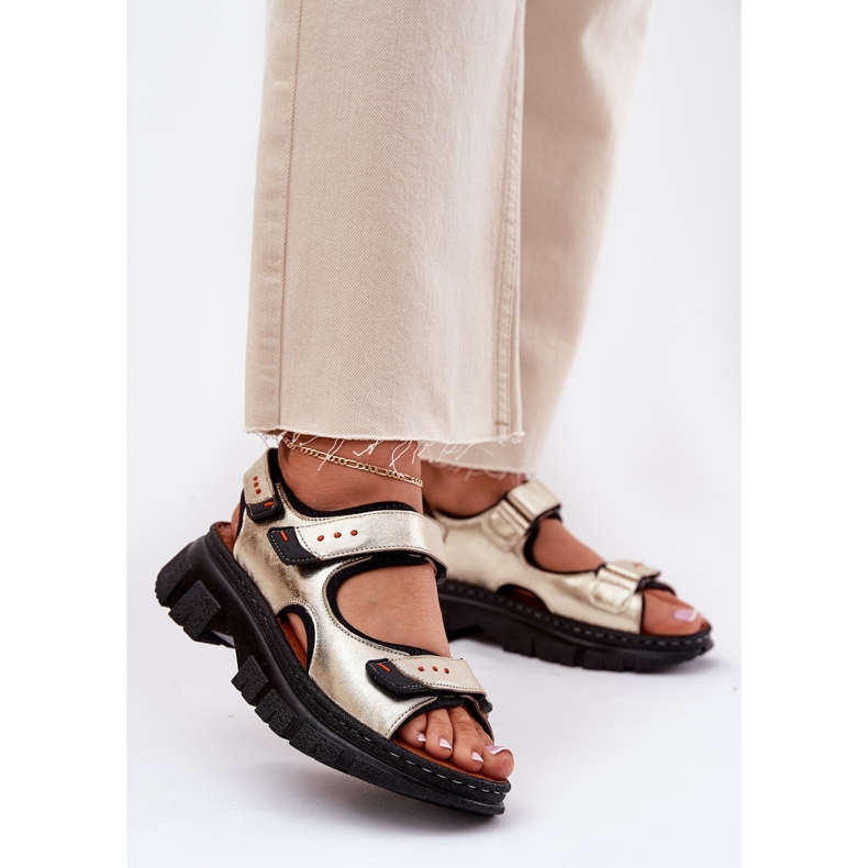 Sandales en cuir féminin avec velcro artiker 56c0469 pln doré 2