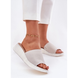 Les tongs en daim féminins sur le Panto Fino RR267044 gris coin 2