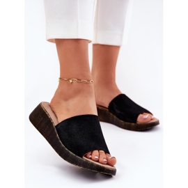 Flip en daim féminin -flops sur le Panto Fino RR267043 Black Cales le noir 2