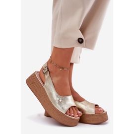 Sandales en cuir pour femmes sur le coin Vinceza 41476 Zlotys doré 1