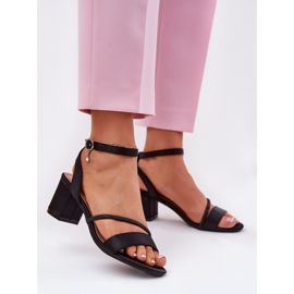 Sandales féminines sur le pilier avec Vinceza 20268 Zircons noirs 2