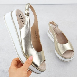 Sandales en cuir métallique doré Filippo 1