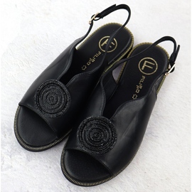 Sandales pour femmes plates avec des zircons Filippo noirs Filippo DS6229 le noir 3