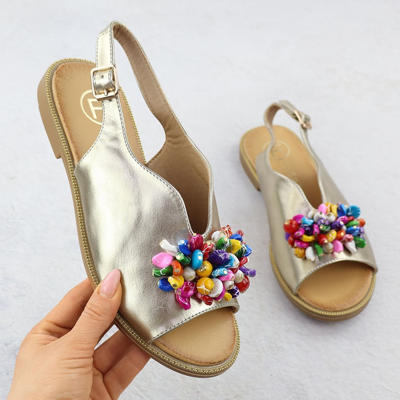 Sandales féminines avec des perles Golden Filippo DS6230 doré 1