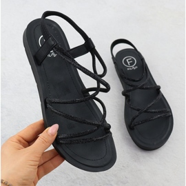 Sandales féminines avec des romans avec des zircons cubiques Black Filippo DS6884 le noir 1 Sandales féminines avec des romans avec des zircons cubiques Black Filippo DS6884 le noir 1