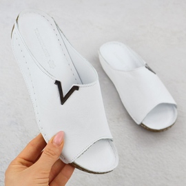Tongs en cuir féminin tongs t.sokolski l22-301 blanche 1 Tongs en cuir féminin tongs t.sokolski l22-301 blanche 1