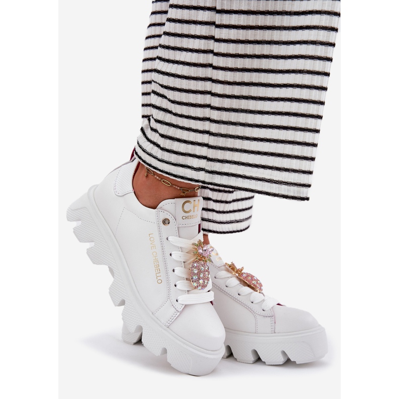 CheBello Baskets en cuir avec une broche décorative Porabello 4651 blanc blanche 1