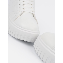 Shelvt Baskets féminines blanches avec inserts en argent 5