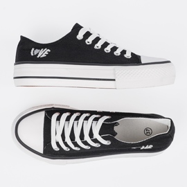 Shelvt Les baskets noires avec l'inscription aiment les femmes le noir 2 Shelvt Les baskets noires avec l'inscription aiment les femmes le noir 2