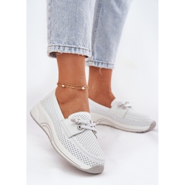 Chaussures ouvertes en cuir naturel sur la plate-forme blanche Artiker 56C2101 2 Chaussures ouvertes en cuir naturel sur la plate-forme blanche Artiker 56C2101 2