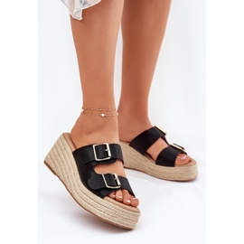 Inna Les tongs des femmes avec un coin avec des pinces de tresse et noires le noir 2 Inna Les tongs des femmes avec un coin avec des pinces de tresse et noires le noir 2