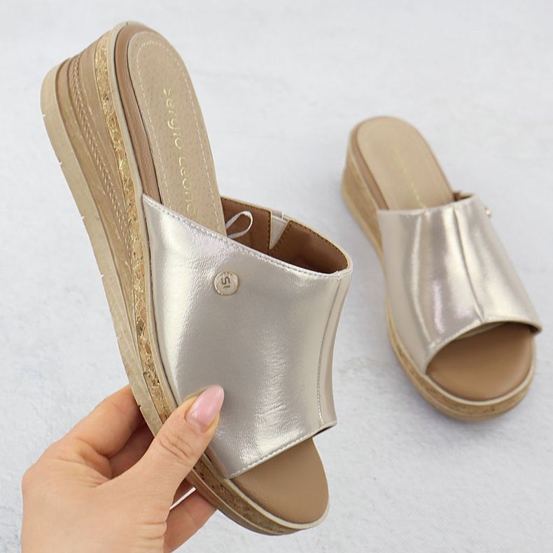 Les tongs des femmes sur le coin doré Sergio Leone KL-191 d'or 1 Les tongs des femmes sur le coin doré Sergio Leone KL-191 d'or 1