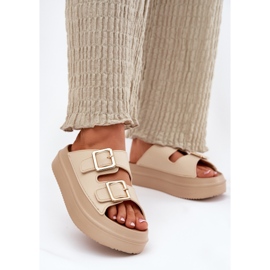 Inna Les tongs pour femmes sur la plate-forme avec des boucles dorées beige 2