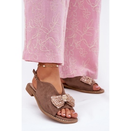 S.Barski Sandales féminines avec des nœuds à talons plats. Barski KV51-014 beige foncé 2