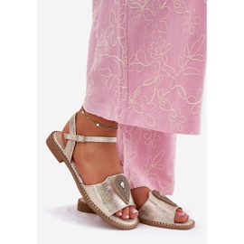 S.Barski Sandales à talons plats pour femmes avec un ornement de S. Barski KV51-098 Zloty doré 1