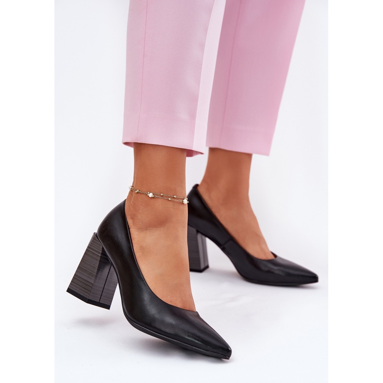 EVento Escarpins en cuir sur talon haut noir 2