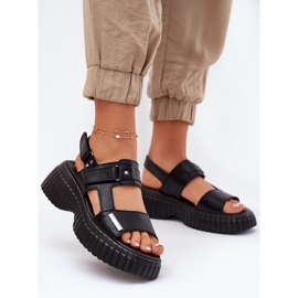 EVento Sandales en cuir féminin sur la plate-forme noire 2