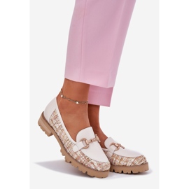 Mocassins en cuir féminin avec un détail doré Laura Messi 2938 Beige légère 1 Mocassins en cuir féminin avec un détail doré Laura Messi 2938 Beige légère 1