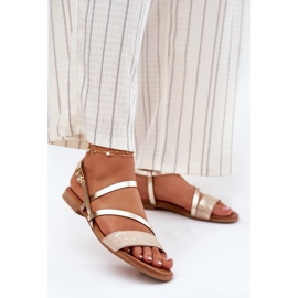 Sandales en cuir féminine à talons plats Maciejka 06966-25 PLN d'or 2 Sandales en cuir féminine à talons plats Maciejka 06966-25 PLN d'or 2