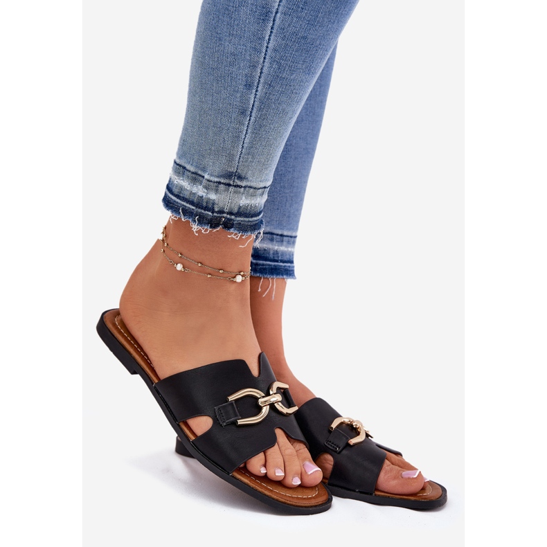 EVento Slippées de femmes plates avec un détail décoratif noir 1