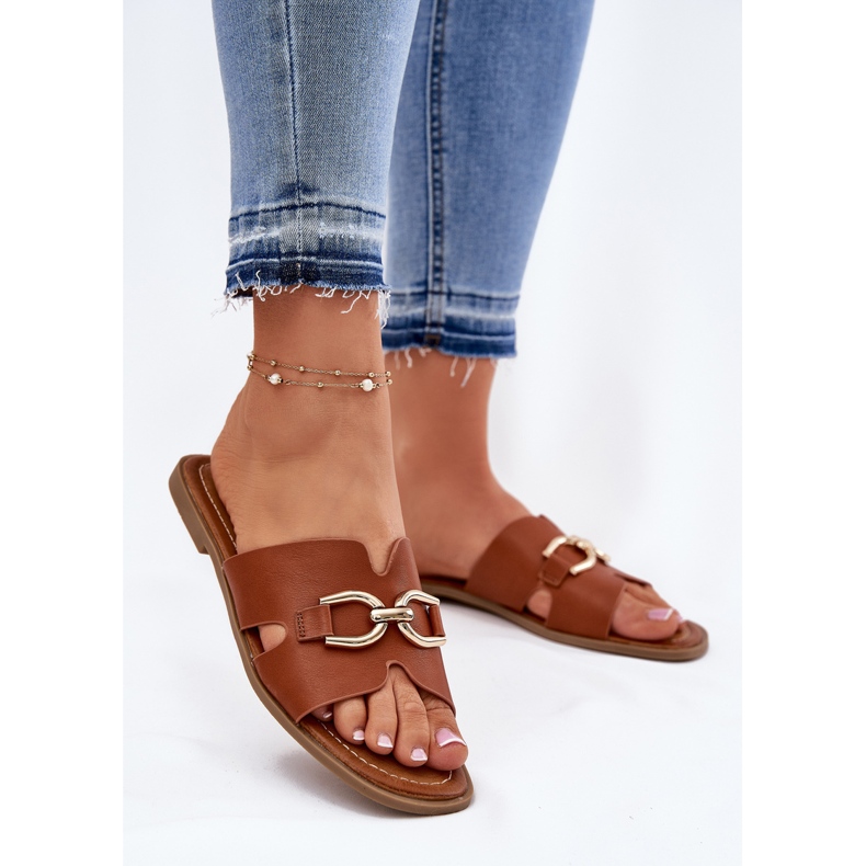 EVento Les tongs plats des femmes avec un détail de chameau décoratif brun 2