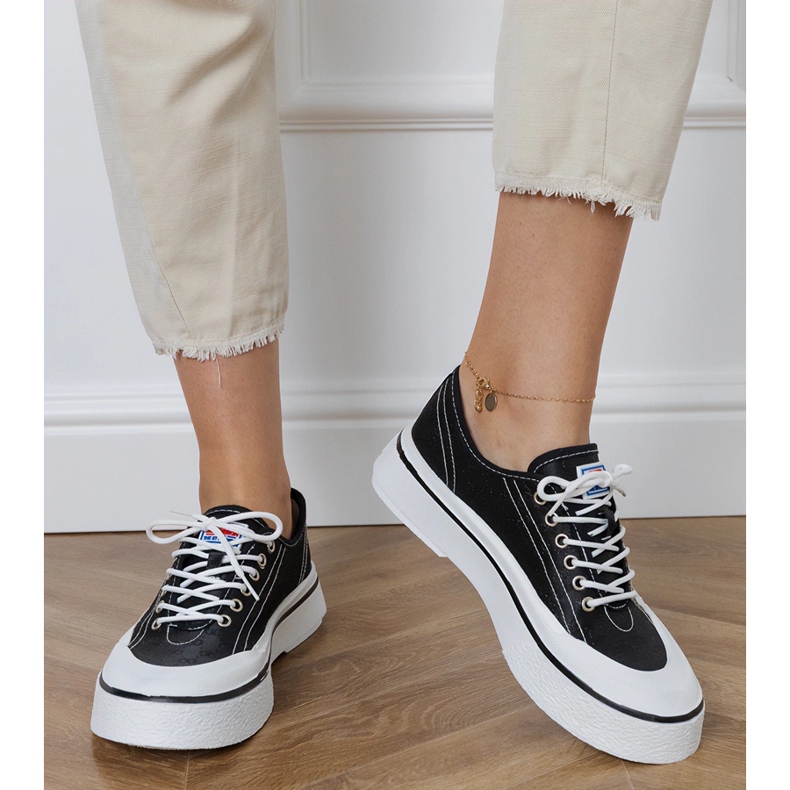 Baskets plateforme femme noires 2