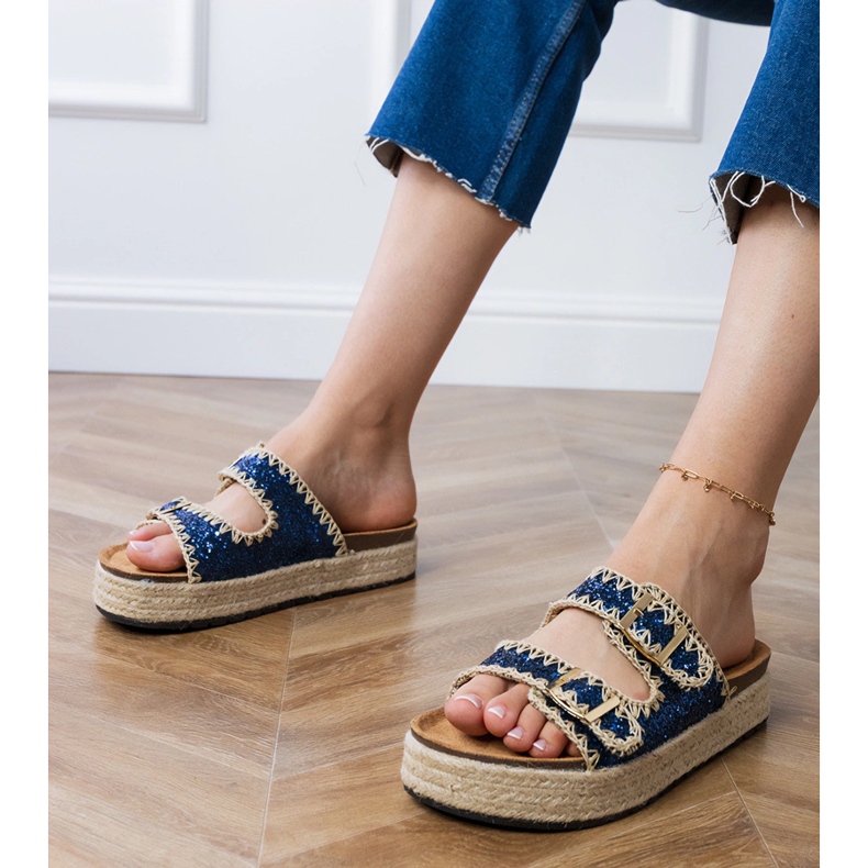 Espadrilles aux paillettes bleu marine avec boucles 1 Espadrilles aux paillettes bleu marine avec boucles 1