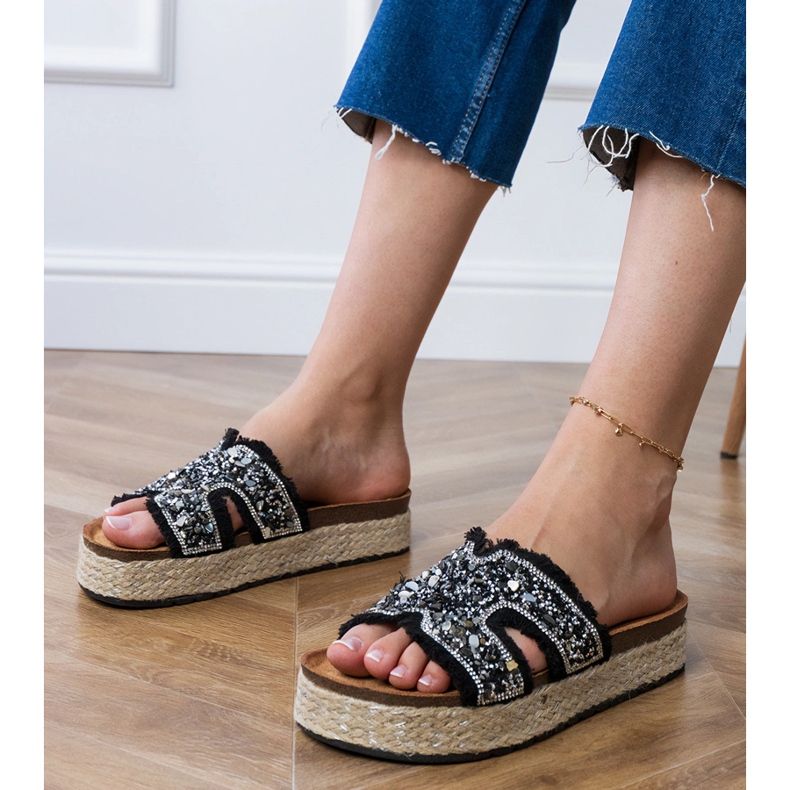 Espadrilles noires avec zircons et cailloux le noir 1 Espadrilles noires avec zircons et cailloux le noir 1
