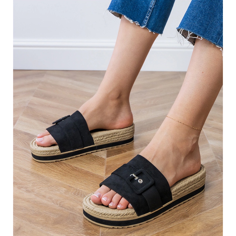 Black Flip -flops sur la plate-forme avec une boucle décorative noir 1