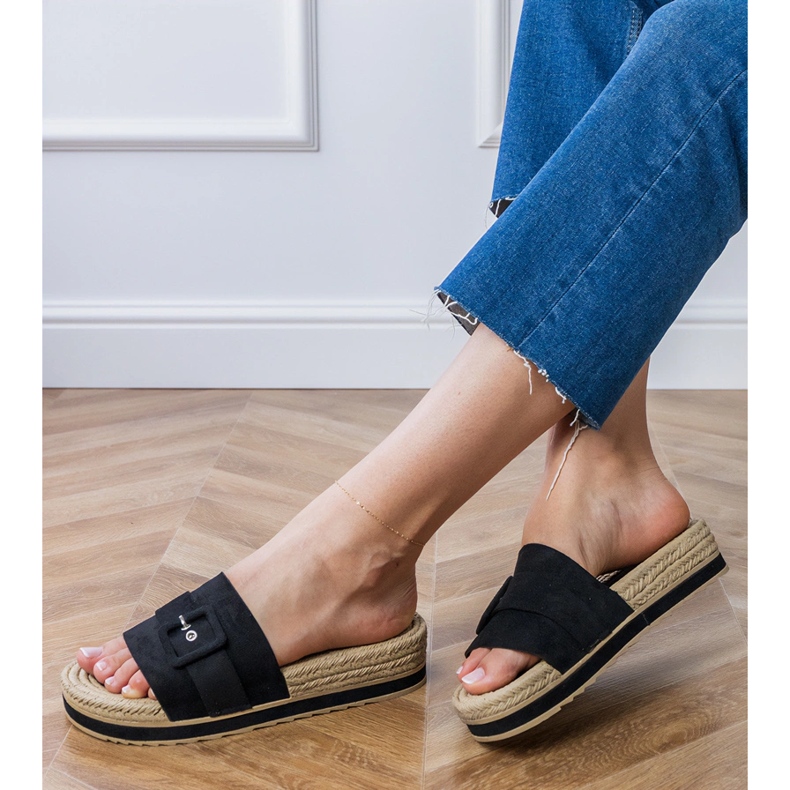 Black Flip -flops sur la plate-forme avec une boucle décorative le noir 2