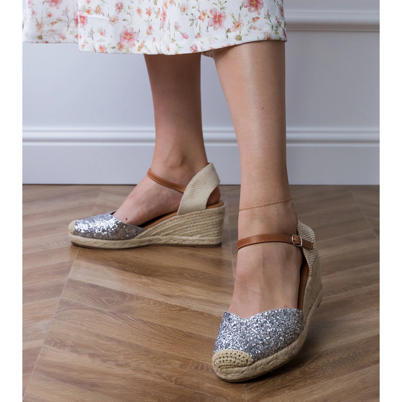 Sandales en brocart en argent en coin 1