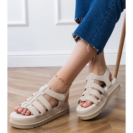 Sandales Beige Gladiator sur la plate-forme 2