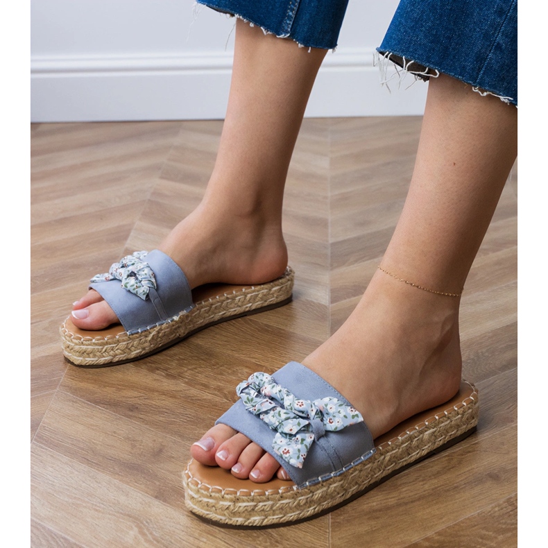 Espadrilles bleues avec un arc 1