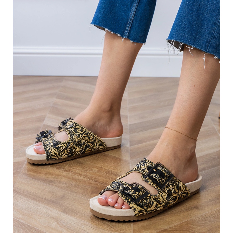 Volets au crochet noir avec des pinces sur les rayures le noir 1