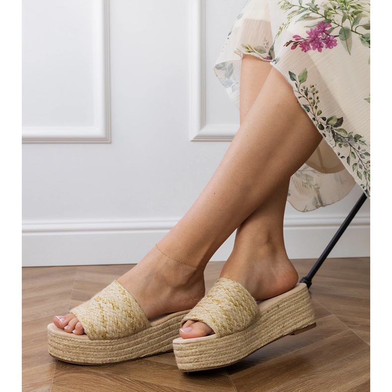 Slippers d'or espadrilles sur la plate-forme doré 2