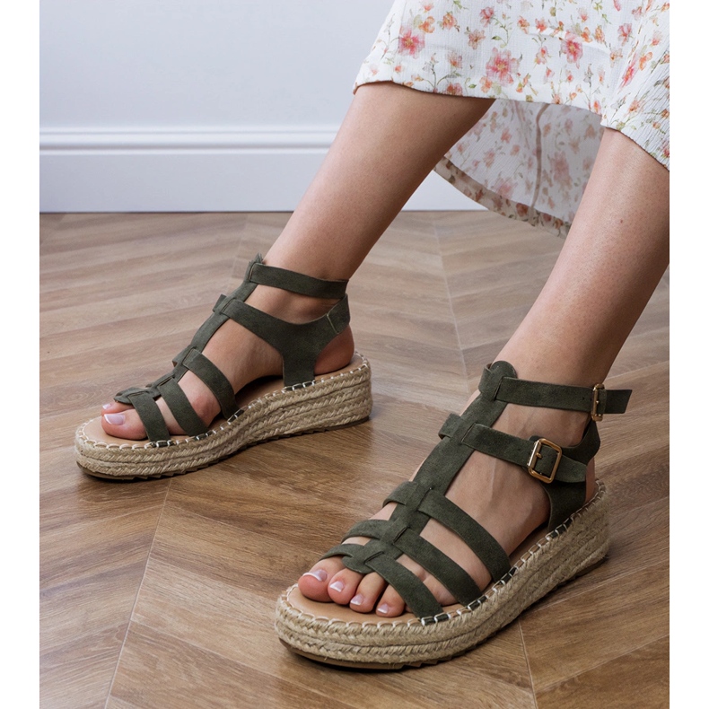Sandales vertes Espadrille sur une plate-forme basse 2